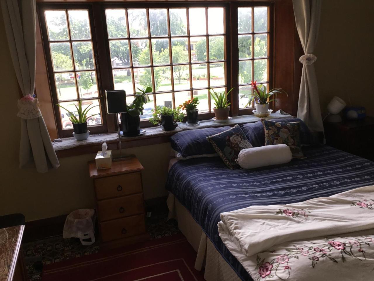 Fireside Inn Guesthouse Гоулбёрн Экстерьер фото