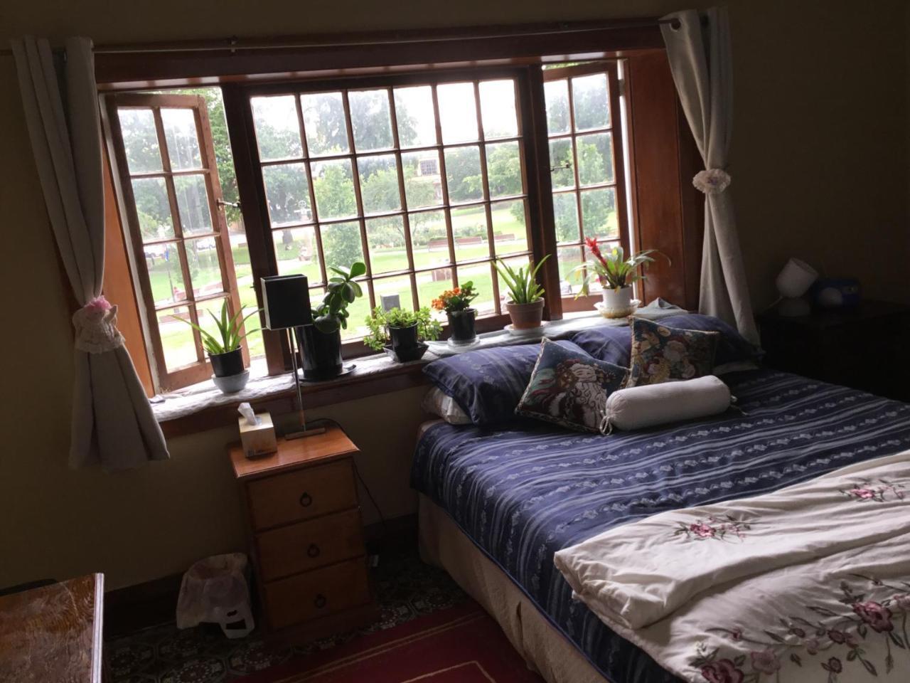 Fireside Inn Guesthouse Гоулбёрн Экстерьер фото