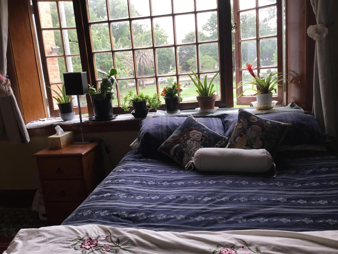 Fireside Inn Guesthouse Гоулбёрн Экстерьер фото