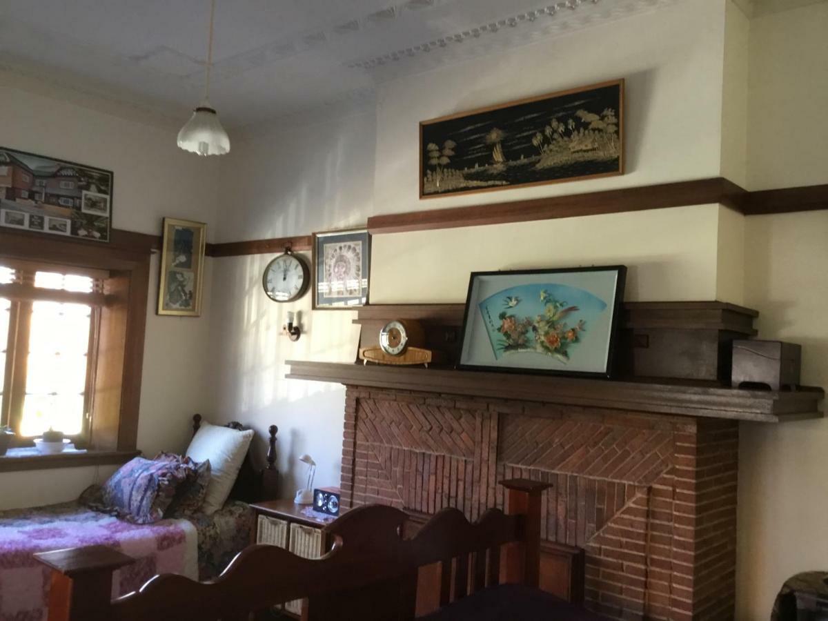 Fireside Inn Guesthouse Гоулбёрн Экстерьер фото
